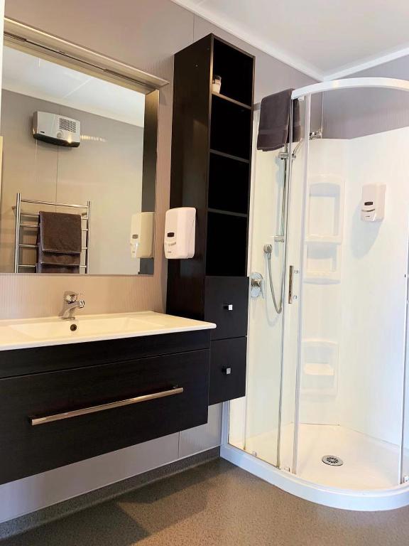 Amber Court Motel - Resim 37