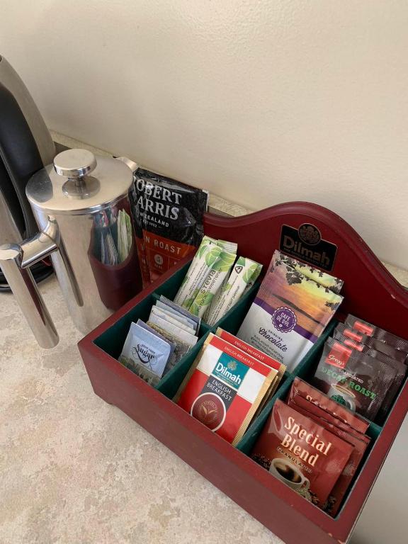 Amber Court Motel - Resim 10