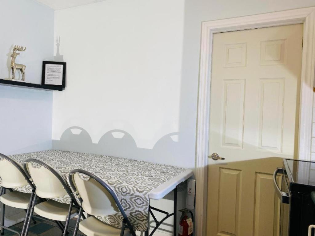 Impression one Space Share Rooms For Rent Canada, Toronto Aktualisierte Preise für 2023