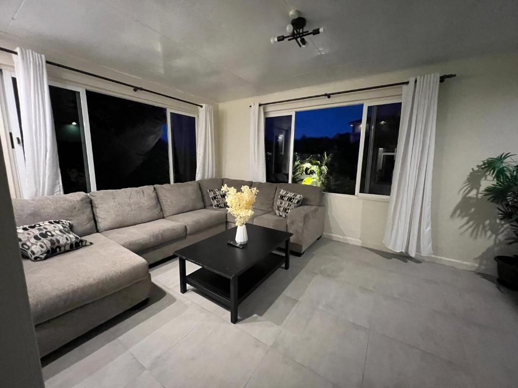 Χώρος καθιστικού στο Villa Grand Jardin