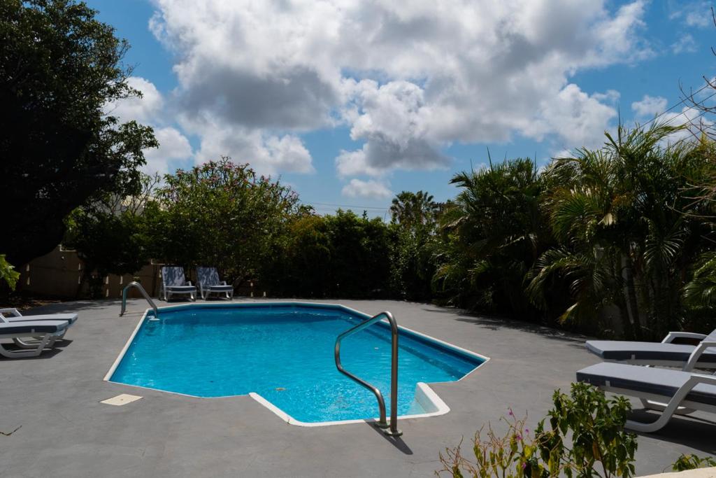 Πισίνα στο ή κοντά στο Villa Grand Jardin