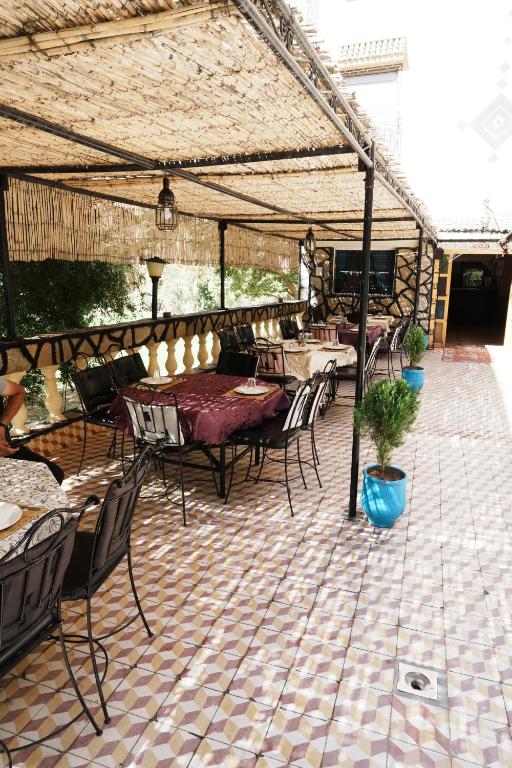 Restaurace v ubytování Hotel De La Vallée