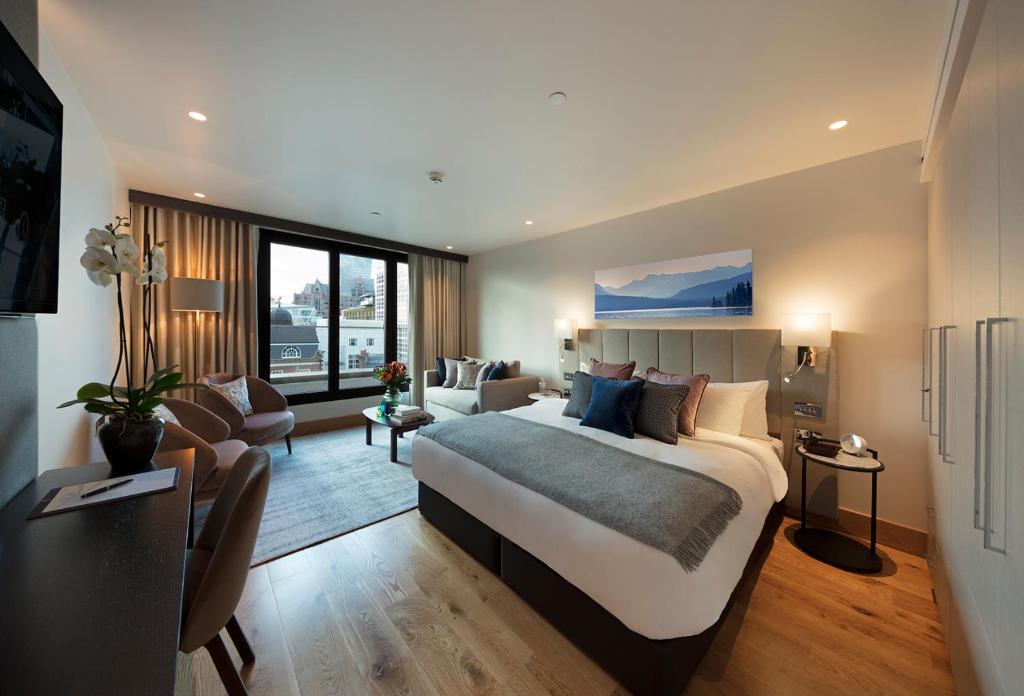 Tower Suites by Blue Orchid - Resim 34