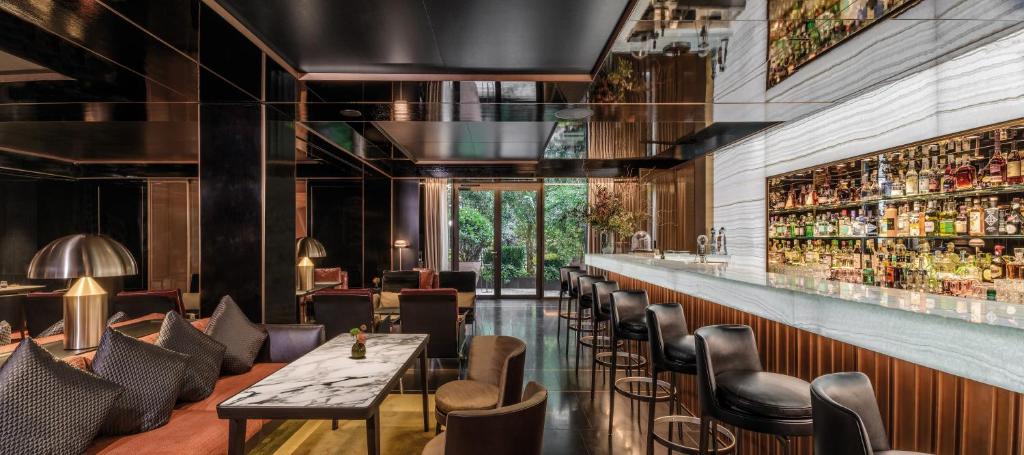 Nápoje v ubytování Bvlgari Hotel Paris