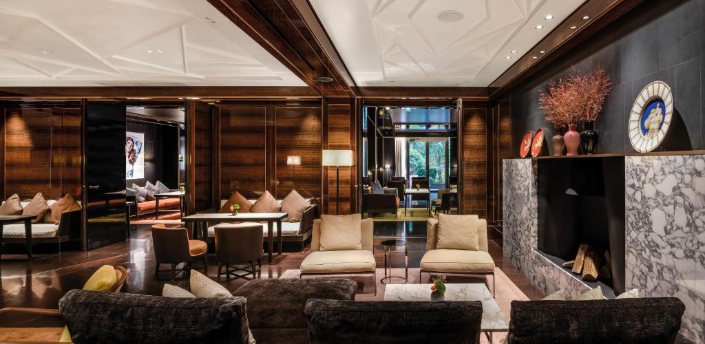 Posezení v ubytování Bvlgari Hotel Paris