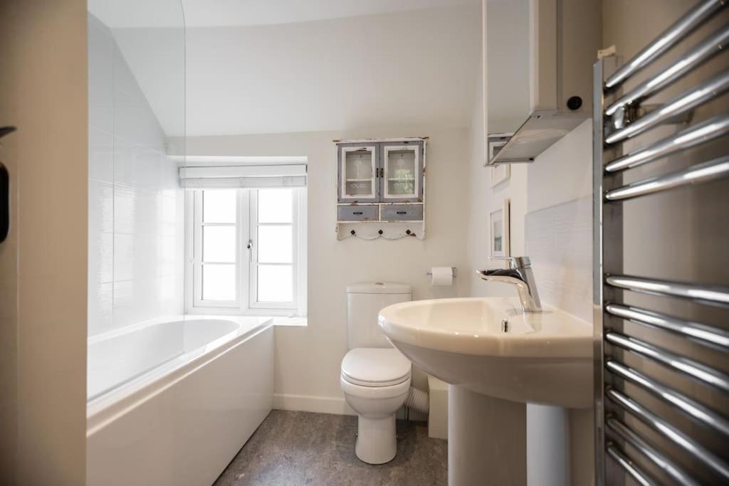 Koupelna v ubytování 2 Bed stylish village retreat in Braunton
