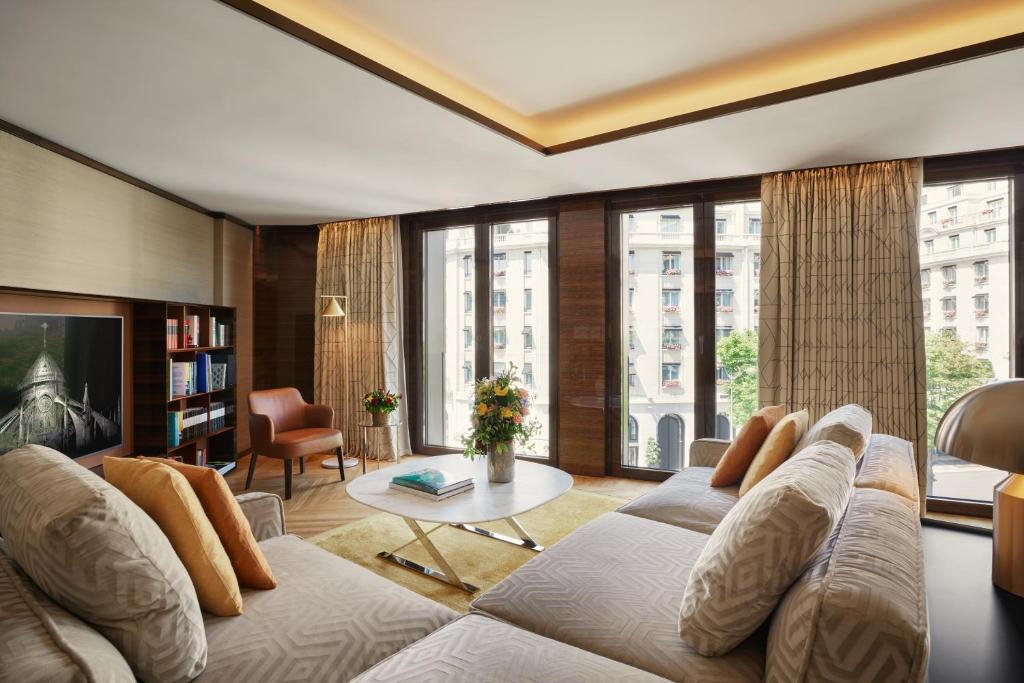 Posezení v ubytování Bvlgari Hotel Paris