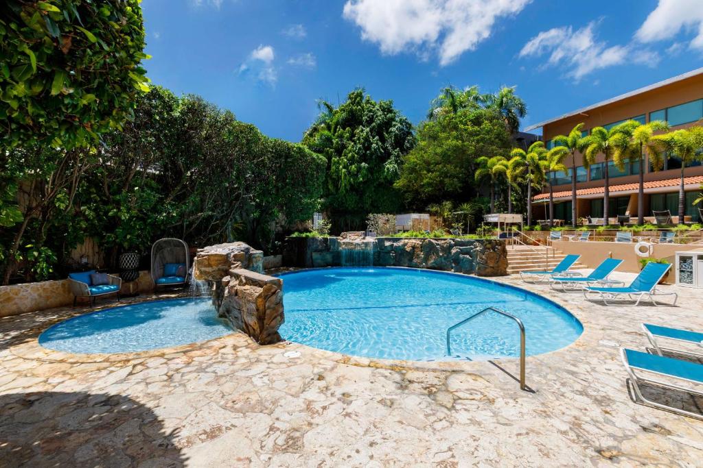 Bazén v ubytování DoubleTree by Hilton San Juan nebo v jeho okolí