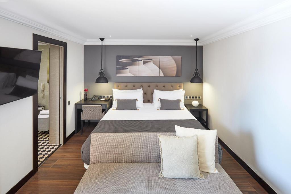 
Triple Room with Terrace
