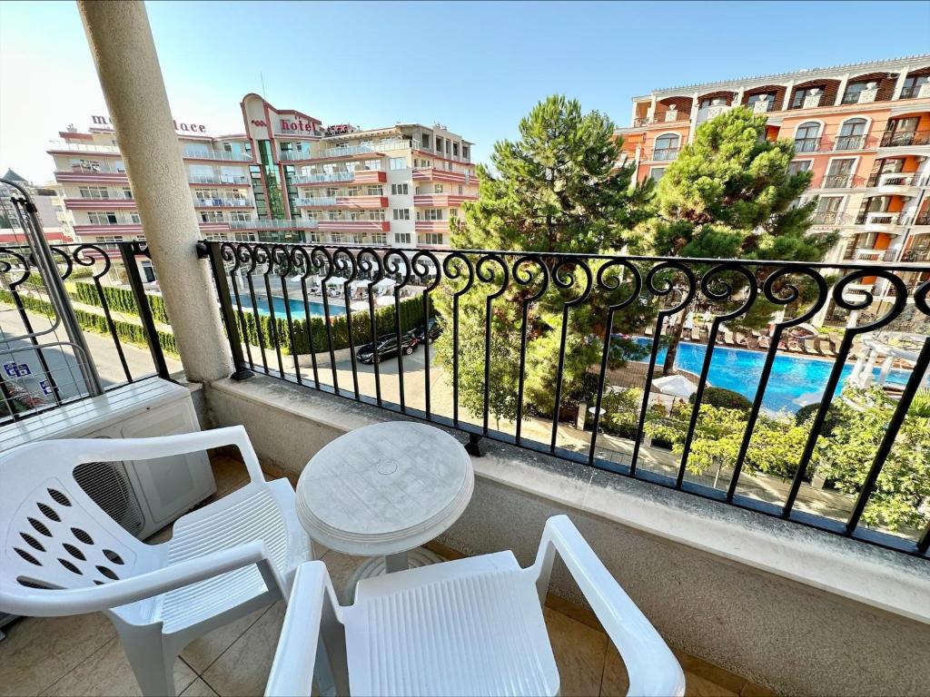 Menada Royal Sun Apartments - Standard One-Bedroom Apartment