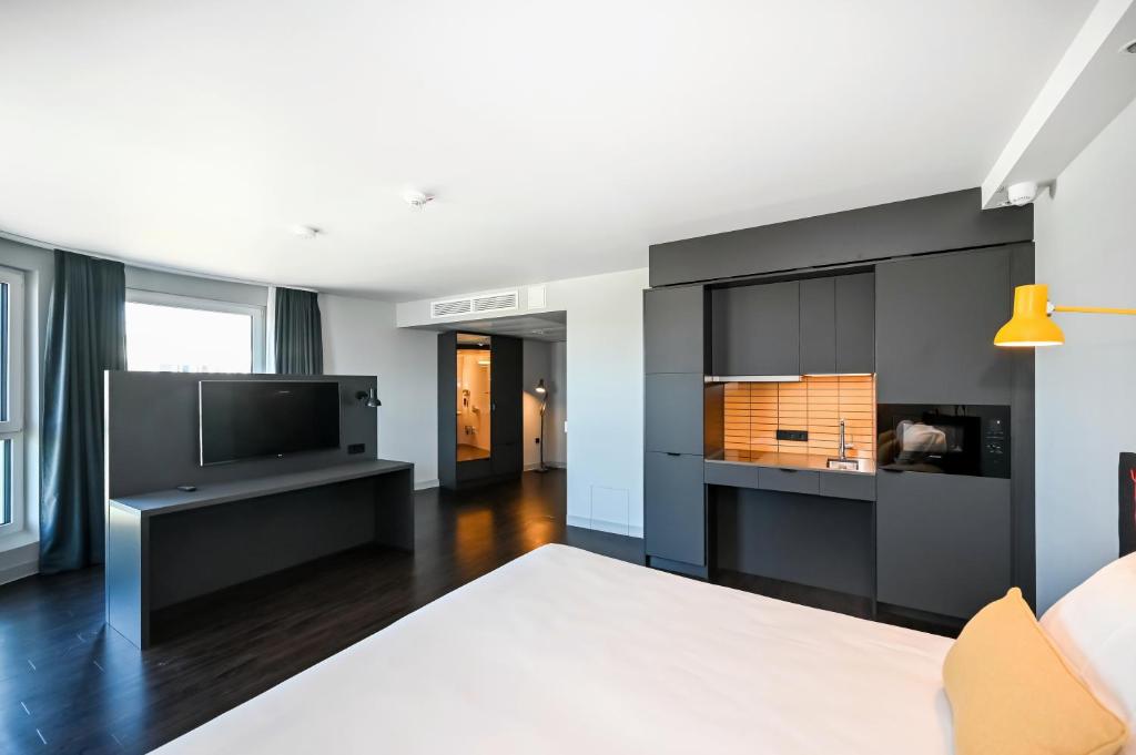 Staycity Aparthotels Heidelberg - Resim 12