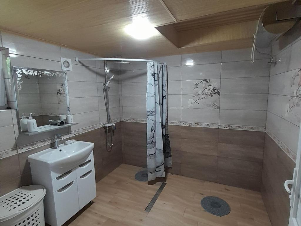 Koupelna v ubytování Садиба Срібний Вовк