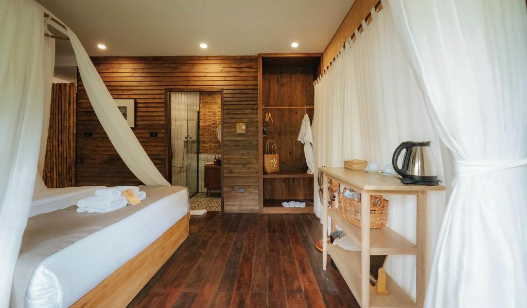 อุ่นไอมาง สะปัน - Camera Doppia Con Balcone