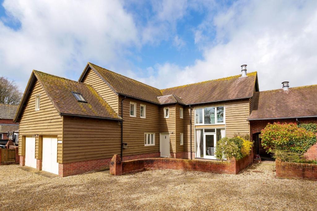 Byre House, Fontmell Magna (updated prices 2024)