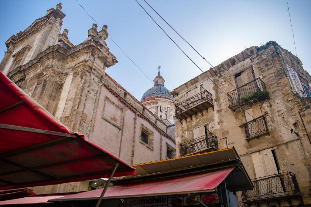 
Deluxe Room with Jacuzzi
