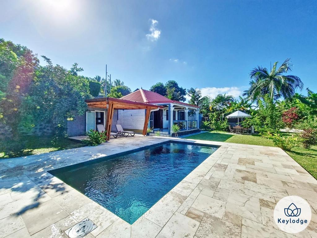 Gîte Réunion Paradis 3 étoiles, 88 m2 avec piscine et vue mer à Saint