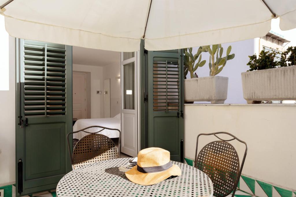 Palazzo Brunaccini Boutique Hotel - Resim 14