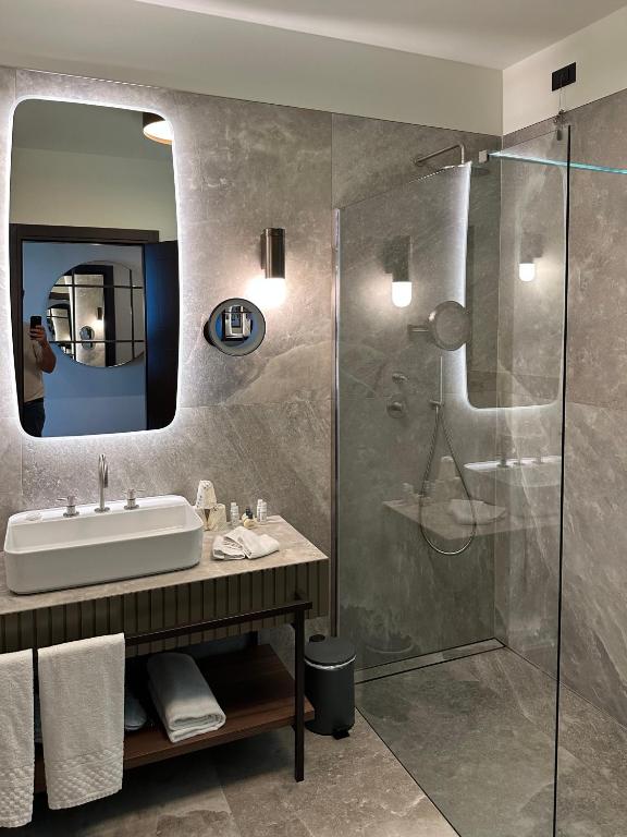 Maximilian Suites - Resim 38