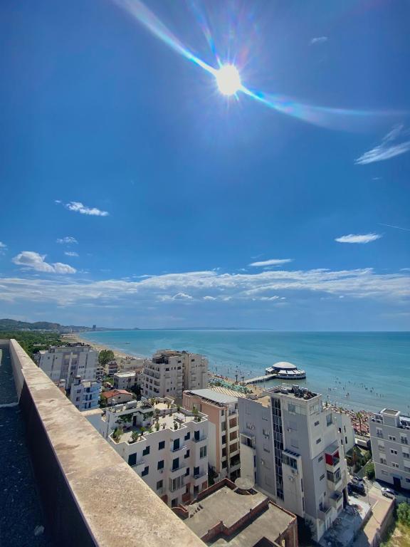 Durres Apartament Sea View - Image 7