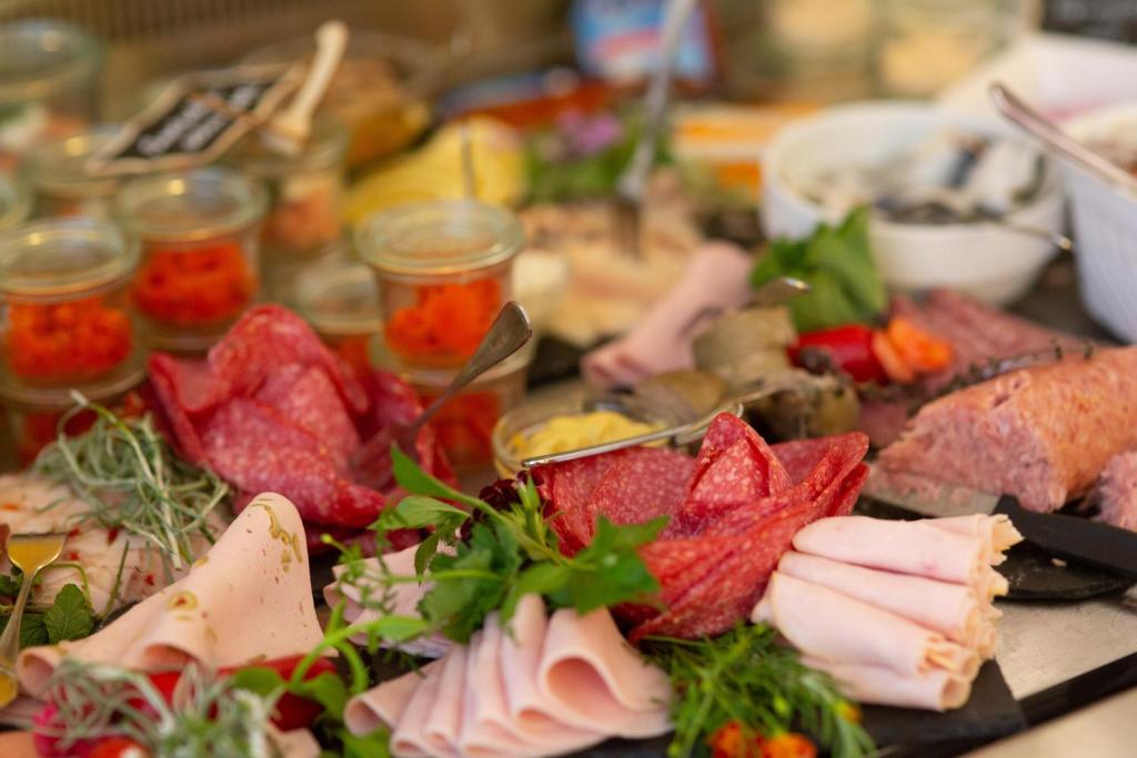 Café Burgstraße - 16