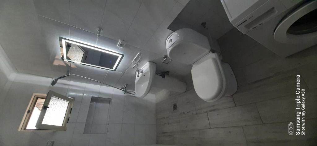 House by the waves-Saranda City - Imazhi 3