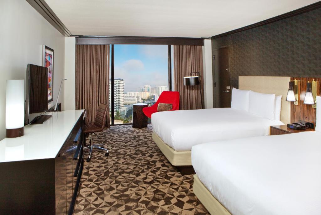 Hilton Miami Downtown - 
