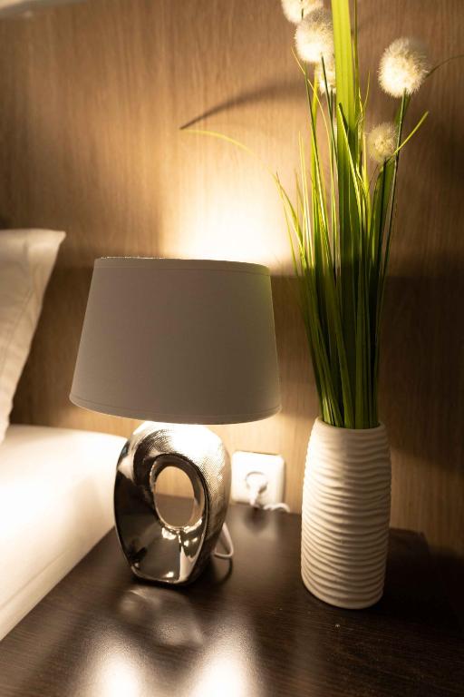 Hotel Hanseat Hamburg - Free Parking - Resim 10