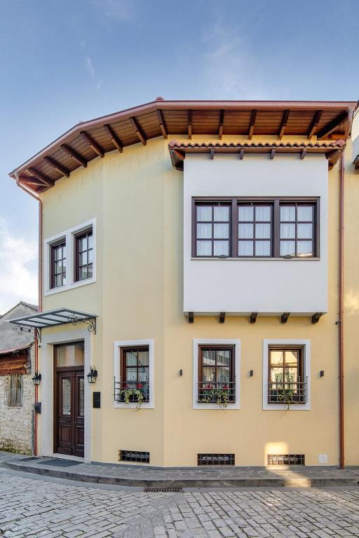 Petrou Suites - Resim 1