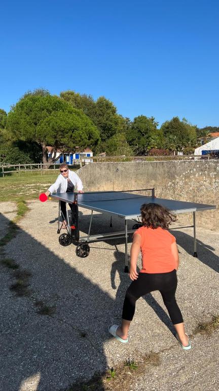 Hostia v ubytovaní Gîtes de charme "l'écrin de Vendée" jacuzzi privatif, piscine chauffée, prestations bien être, vélos, chevaux,à 10 mn de l'océan