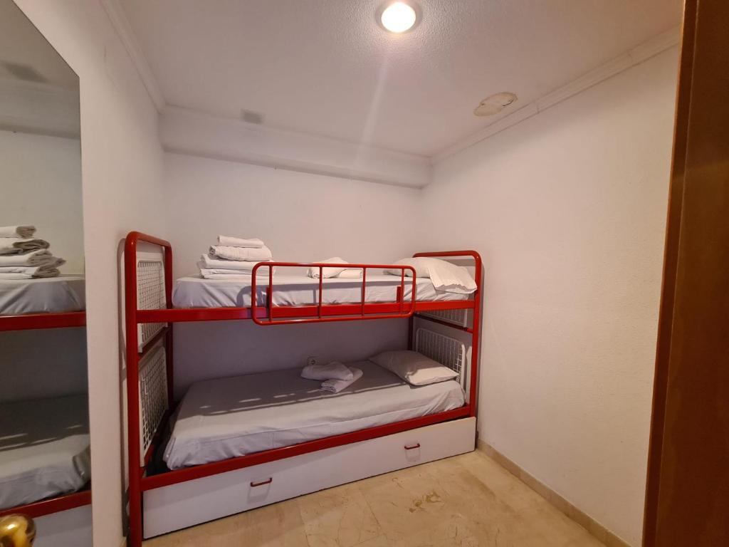 Postel nebo postele na pokoji v ubytování Apartamento Santa Margarita IF Benidorm