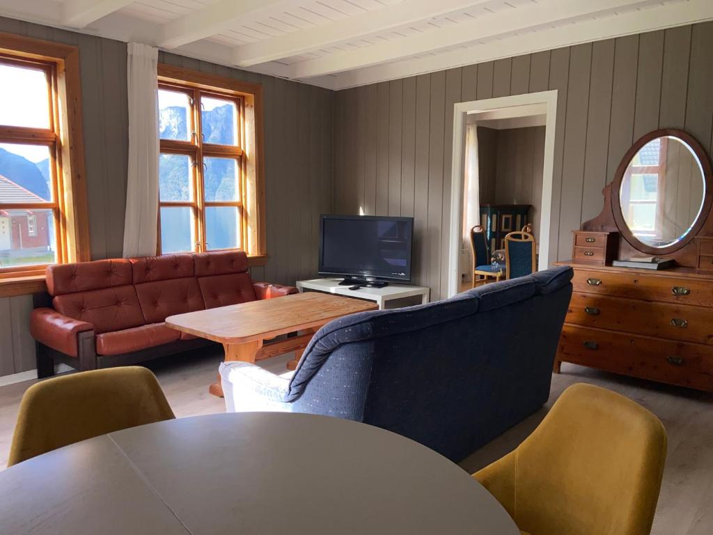 Posezení v ubytování Winjum Hostel Stegastein
