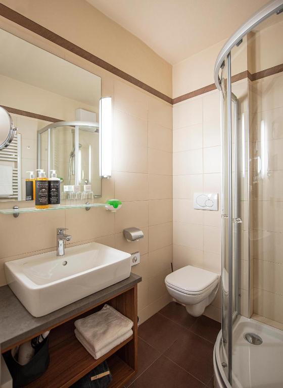 Vitalpina Hotel Waldhof - Chambre Double Avec Balcon