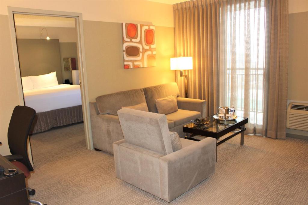 Crowne Plaza - Chicago West Loop, an IHG Hotel - 