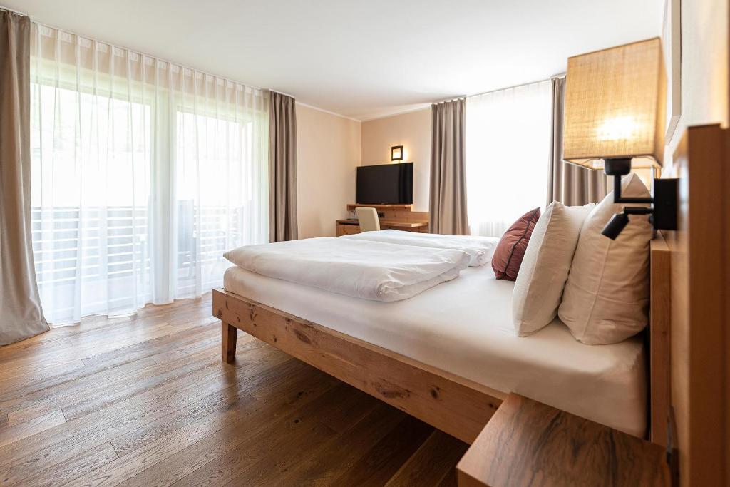 Vitalpina Hotel Waldhof - Chambre Double Avec Vue Sur La Montagne