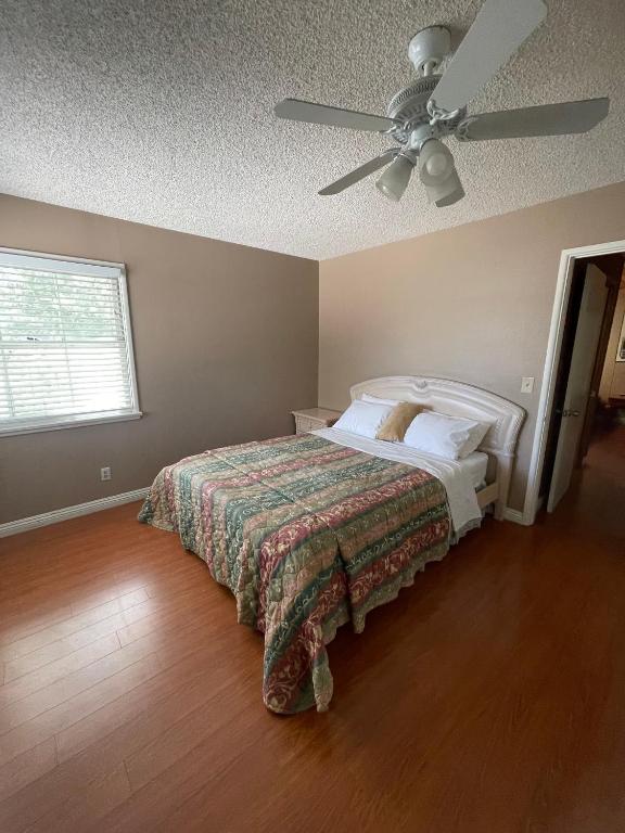 Mountain View Cabins - Deluxe Double Or Twin Room With Mountain View