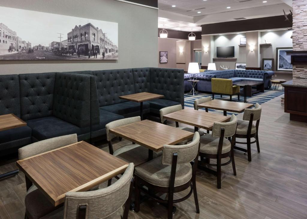 Hampton Inn & Suites Boise-Downtown photo