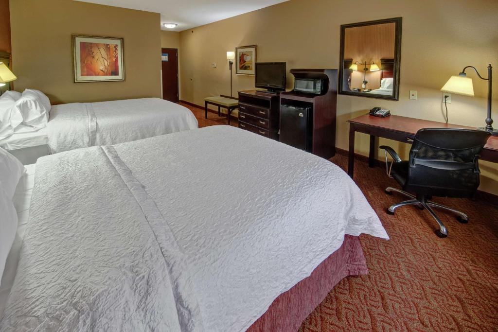 Hampton Inn & Suites Corsicana - Habitación Con Dos Camas Queen - No Fumadores