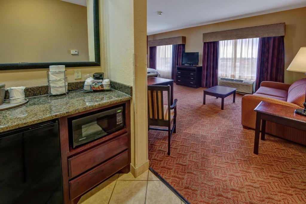 Hampton Inn & Suites Corsicana - Monolocale King Con Divano Letto - Non Fumatori