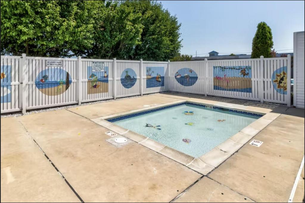 Der Swimmingpool an oder in der Nähe von Montego Bay - Atlantic 13300