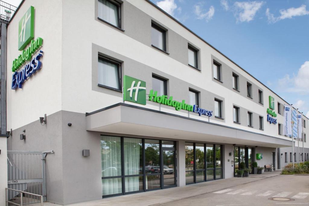 Holiday Inn Express Munich - Olympiapark by IHG - Resim 35