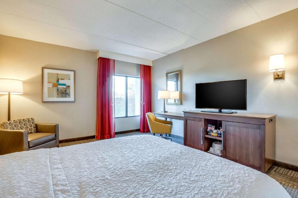 Hampton Inn Boston-Norwood - 带浴缸的大号房间 - 残疾人/不吸烟