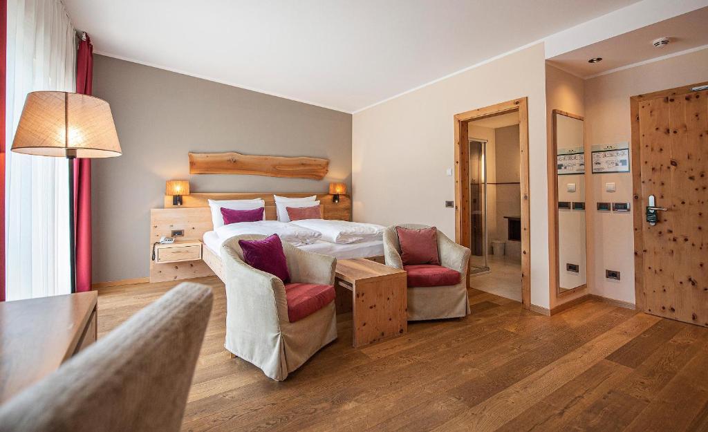 Vitalpina Hotel Waldhof - Chambre Double Avec Balcon