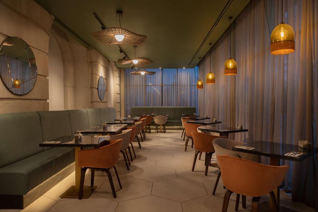 Hilton Cardiff - Resim 17