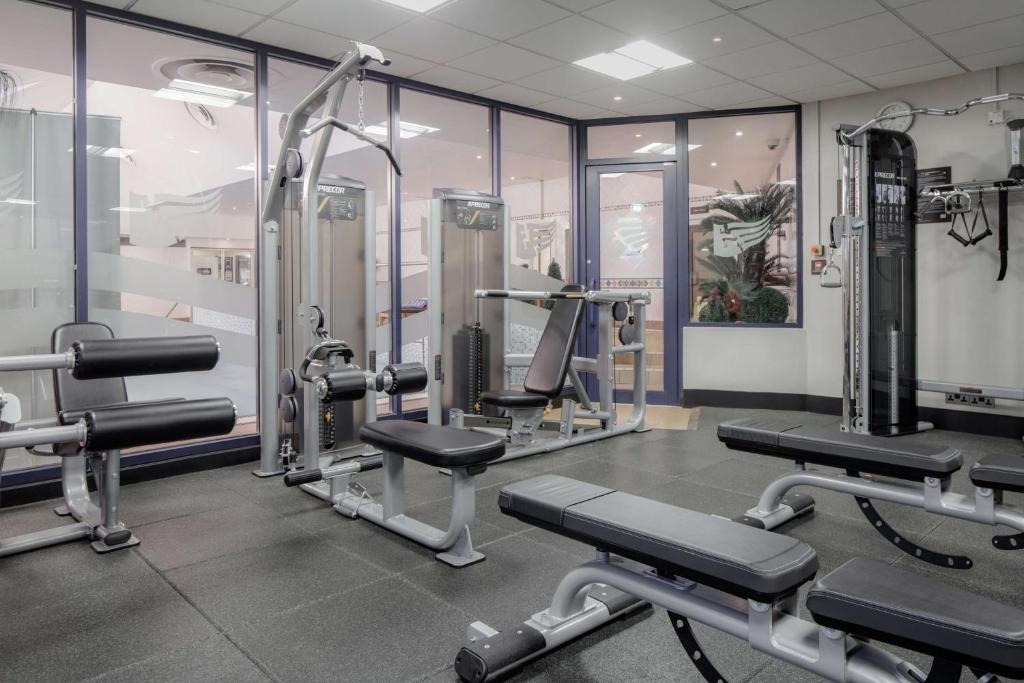 Fitness centrum a/nebo fitness zařízení v ubytování Hilton East Midlands Airport