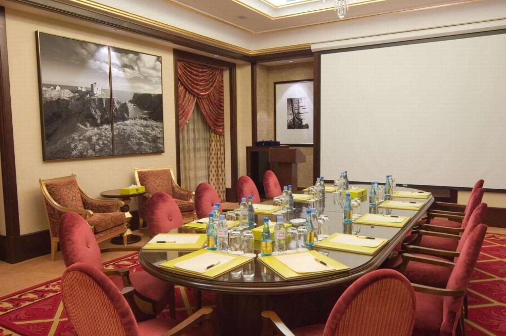 Posezení v ubytování Waldorf Astoria Jeddah - Qasr Al Sharq