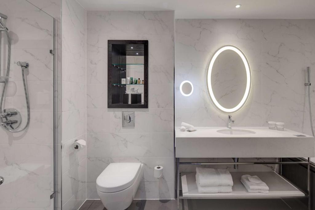 Hilton London Euston - Resim 21