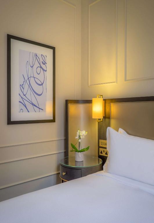 Hilton London Euston - Resim 24