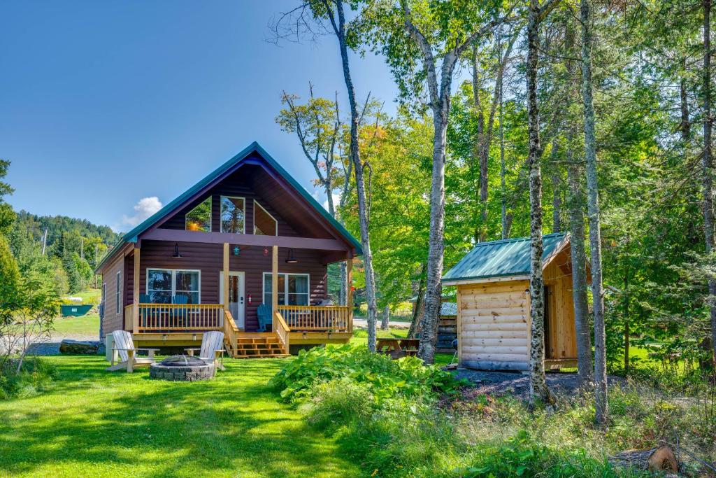 Maine Cabin Rental on Rangeley Lake! - Maison De Vacances