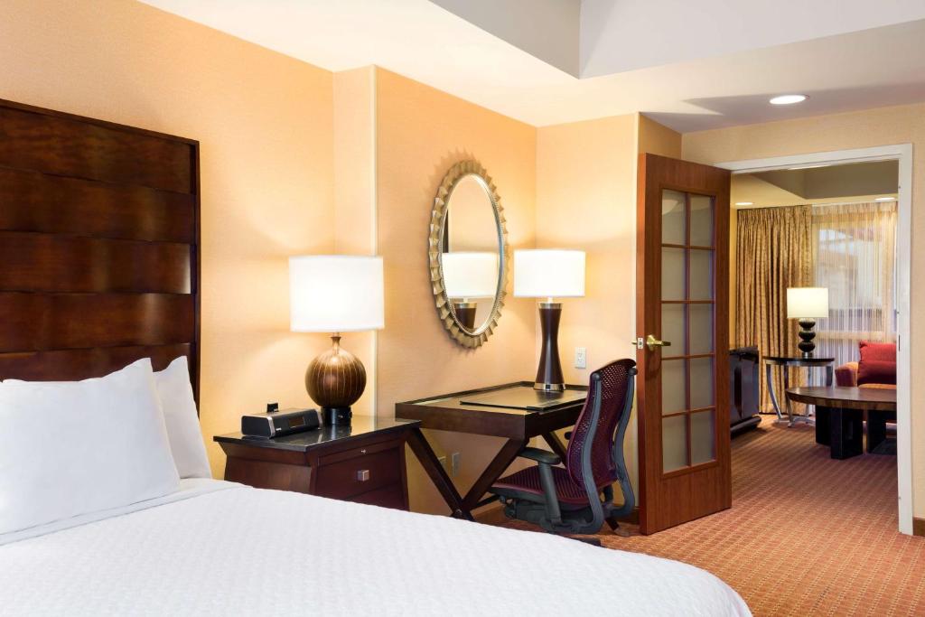 Embassy Suites by Hilton Norman Hotel & Conference Center photo