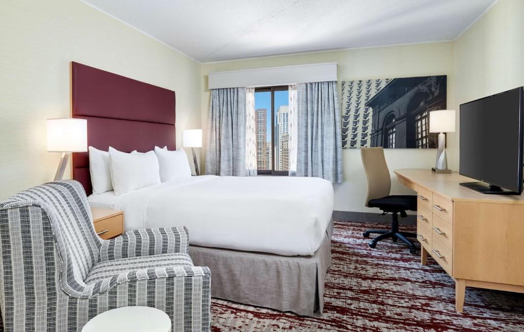 DoubleTree by Hilton Hotel Philadelphia Center City - Standard King Room